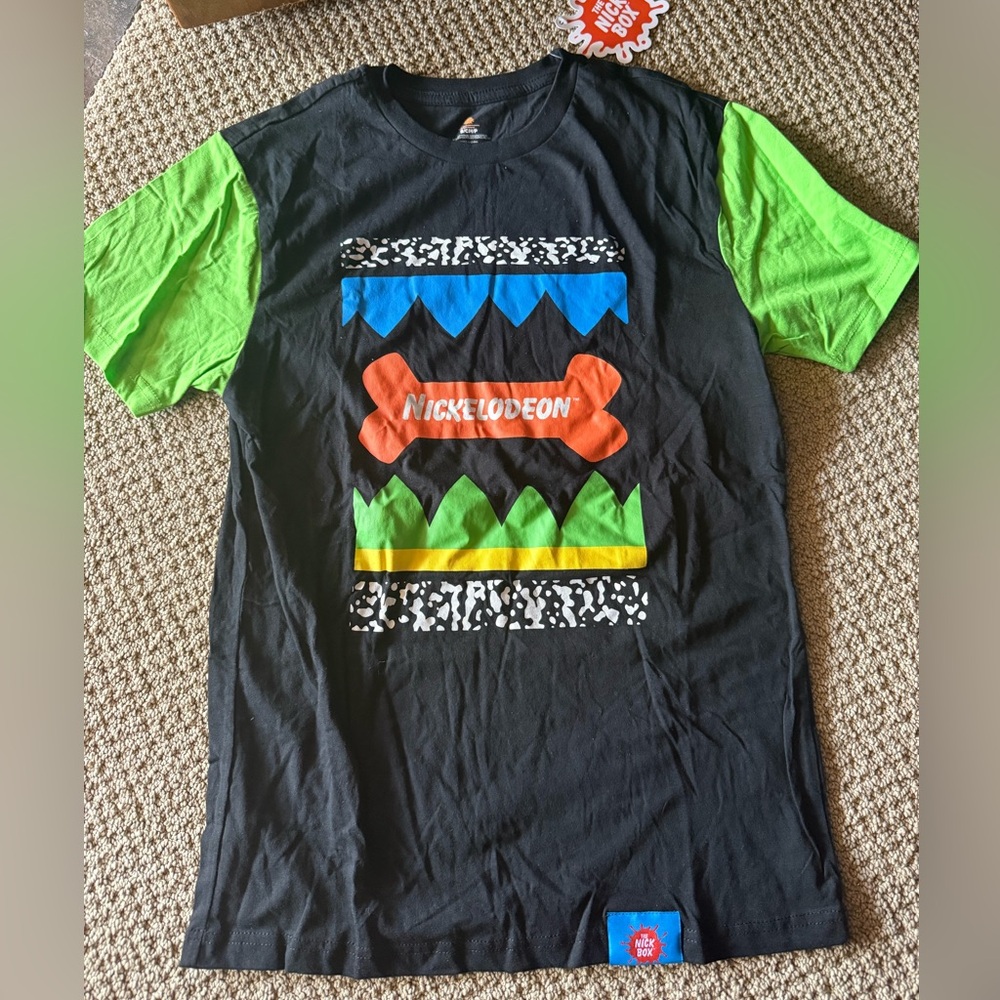 NWT Nickelodeon The Nick Box t-shirt retro color block